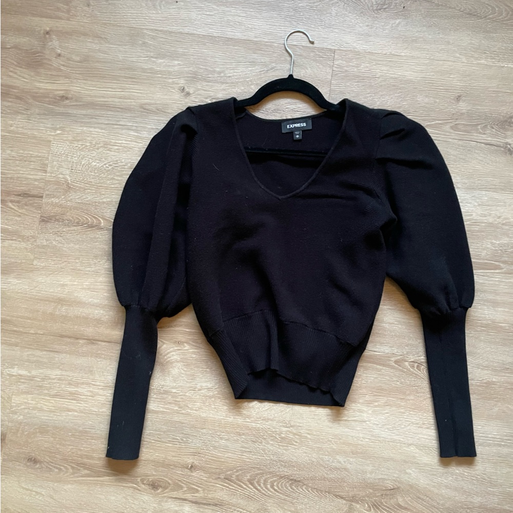 Mango black sweater with puffed sleeves and fitted forearm